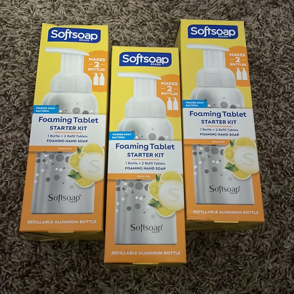 NWT SOFTSOAP FOAMING TABLET STARTER KIT. FOAMING HAND SOAP (set of 3)